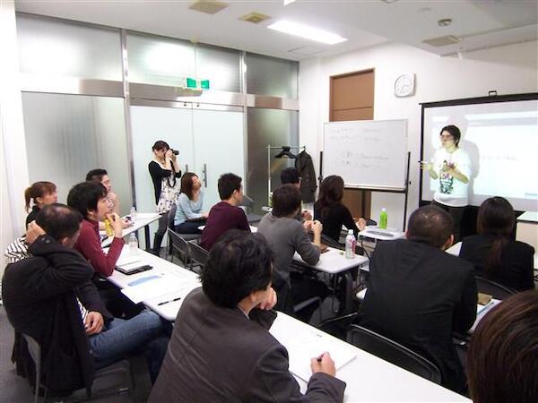 2006年10月29日Vana Design主宰の「Webブランディングセミナー」終わりました。（デスクトップワークス田口真行さんと一緒でした）