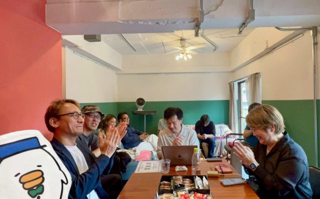 配信イベントが終了した瞬間の控室の模様