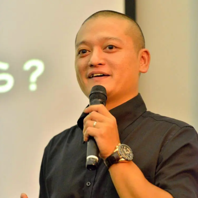 角掛 健志（ツノカケ タケシ）